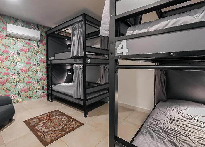 Cozy Bed In Mixed *